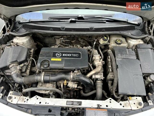 Серый Опель Астра, объемом двигателя 1.69 л и пробегом 380 тыс. км за 6999 $, фото 27 на Automoto.ua