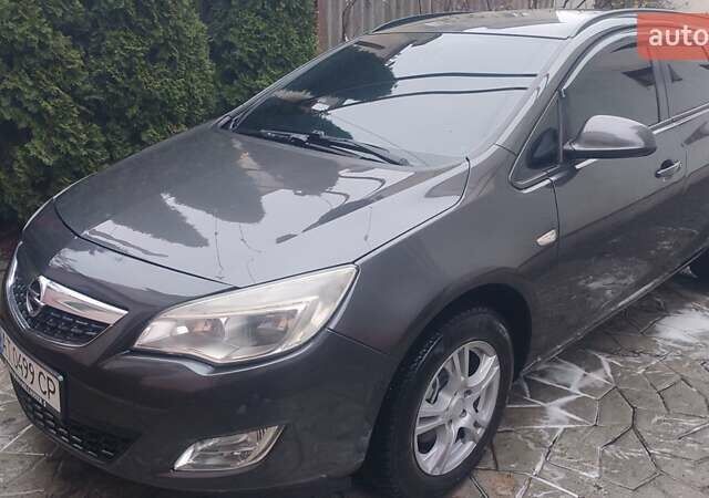 Сірий Опель Астра, об'ємом двигуна 1.7 л та пробігом 412 тис. км за 6400 $, фото 12 на Automoto.ua