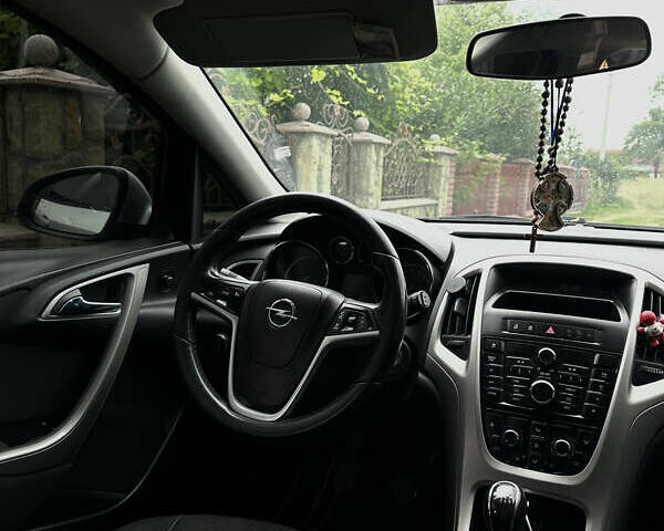 Серый Опель Астра, объемом двигателя 1.7 л и пробегом 261 тыс. км за 6900 $, фото 17 на Automoto.ua