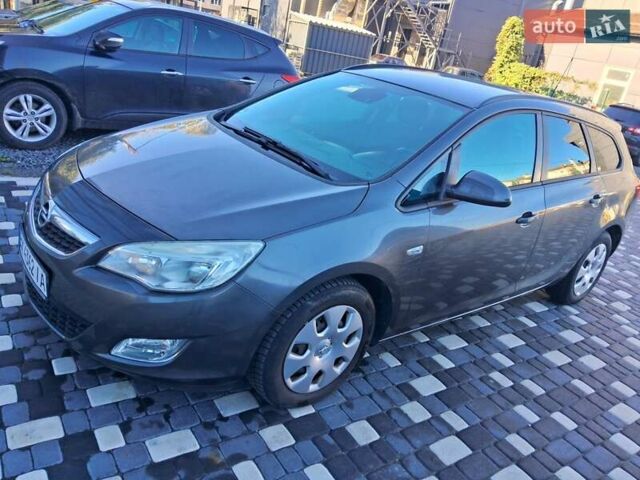 Серый Опель Астра, объемом двигателя 1.6 л и пробегом 176 тыс. км за 7200 $, фото 1 на Automoto.ua