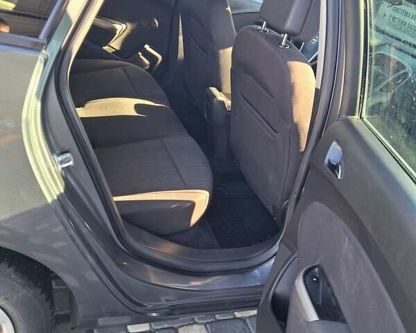 Серый Опель Астра, объемом двигателя 1.6 л и пробегом 176 тыс. км за 7200 $, фото 14 на Automoto.ua