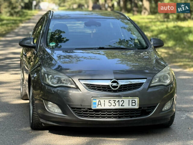 Сірий Опель Астра, об'ємом двигуна 1.69 л та пробігом 160 тис. км за 6000 $, фото 19 на Automoto.ua