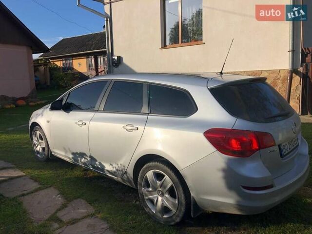 Серый Опель Астра, объемом двигателя 1.7 л и пробегом 253 тыс. км за 6900 $, фото 1 на Automoto.ua