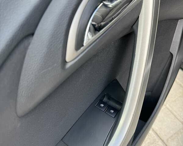 Сірий Опель Астра, об'ємом двигуна 2 л та пробігом 290 тис. км за 7200 $, фото 37 на Automoto.ua