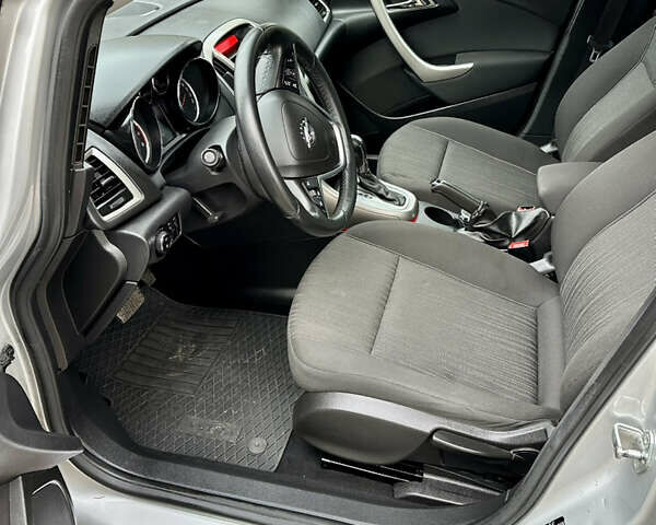 Серый Опель Астра, объемом двигателя 1.6 л и пробегом 148 тыс. км за 7800 $, фото 17 на Automoto.ua