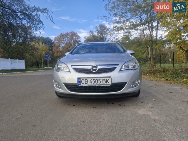 Сірий Опель Астра, об'ємом двигуна 1.7 л та пробігом 224 тис. км за 7777 $, фото 3 на Automoto.ua