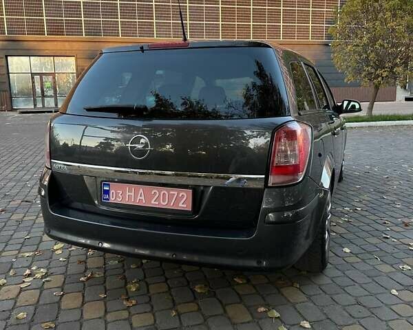 Опель Астра 2011 в Луцке на Automoto.ua Серый Опель Астра, объемом двигателя 1.6 л и пробегом 172 тыс. км за 5900 $, фото 54 на Automoto.ua