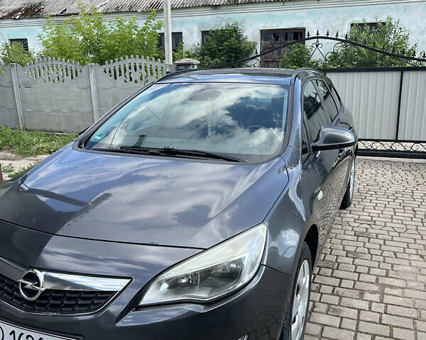 Сірий Опель Астра, об'ємом двигуна 1.7 л та пробігом 260 тис. км за 5999 $, фото 15 на Automoto.ua