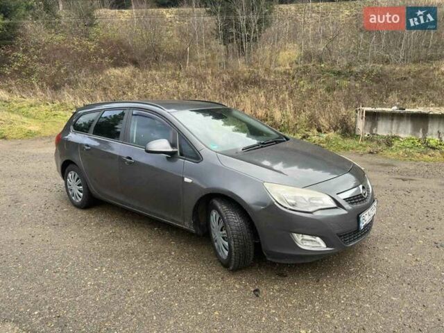 Серый Опель Астра, объемом двигателя 1.69 л и пробегом 240 тыс. км за 6200 $, фото 4 на Automoto.ua