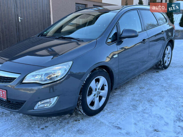 Серый Опель Астра, объемом двигателя 1.7 л и пробегом 254 тыс. км за 6900 $, фото 11 на Automoto.ua
