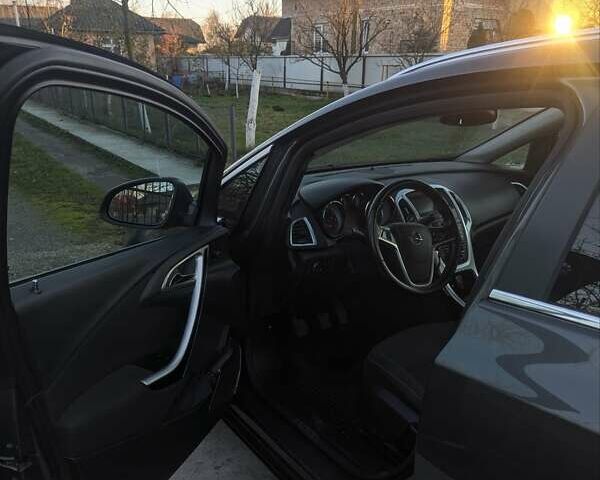 Серый Опель Астра, объемом двигателя 1.3 л и пробегом 264 тыс. км за 7300 $, фото 4 на Automoto.ua