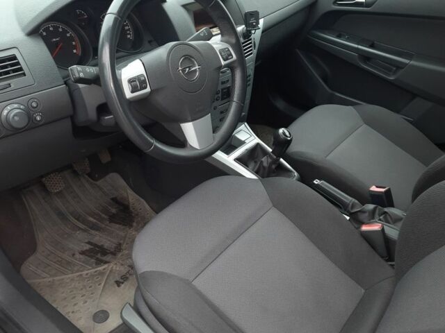 Сірий Опель Астра, об'ємом двигуна 1 л та пробігом 205 тис. км за 6150 $, фото 3 на Automoto.ua