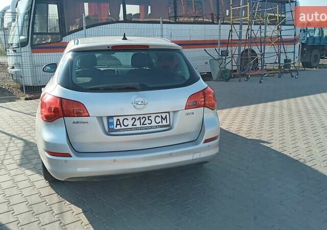 Серый Опель Астра, объемом двигателя 1.69 л и пробегом 187 тыс. км за 6800 $, фото 6 на Automoto.ua