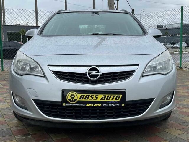 Серый Опель Астра, объемом двигателя 1.3 л и пробегом 238 тыс. км за 5499 $, фото 1 на Automoto.ua