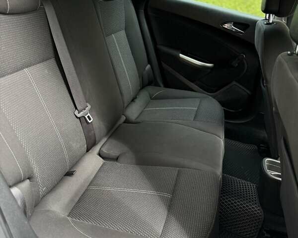 Сірий Опель Астра, об'ємом двигуна 1.96 л та пробігом 280 тис. км за 7950 $, фото 19 на Automoto.ua