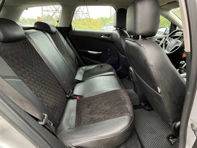 Серый Опель Астра, объемом двигателя 1.3 л и пробегом 238 тыс. км за 5499 $, фото 19 на Automoto.ua