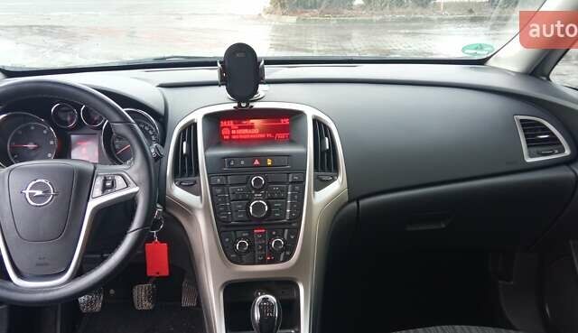 Сірий Опель Астра, об'ємом двигуна 1.7 л та пробігом 246 тис. км за 7599 $, фото 8 на Automoto.ua