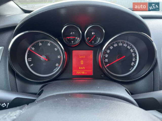 Серый Опель Астра, объемом двигателя 1.3 л и пробегом 255 тыс. км за 5700 $, фото 12 на Automoto.ua