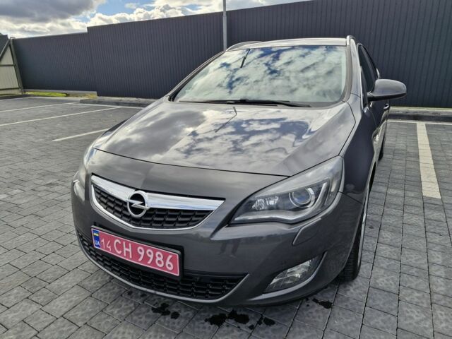 Опель Астра 2011 в Львове на Automoto.ua Серый Опель Астра, объемом двигателя 1 л и пробегом 203 тыс. км за 8499 $, фото 2 на Automoto.ua