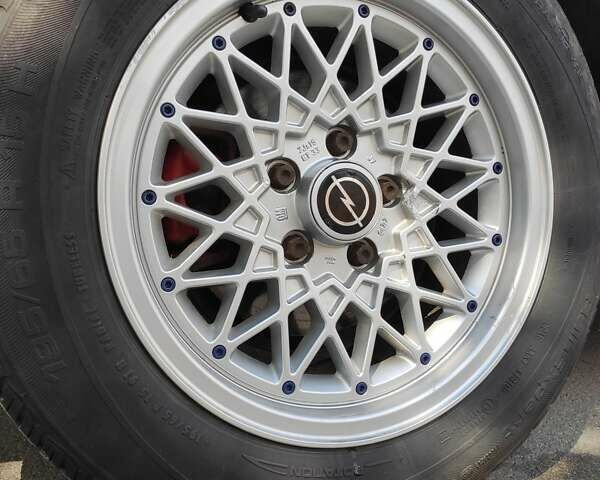 Сірий Опель Астра, об'ємом двигуна 1.69 л та пробігом 253 тис. км за 6350 $, фото 4 на Automoto.ua