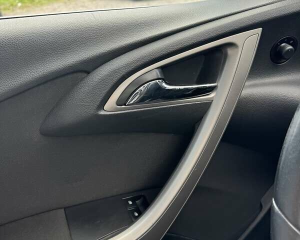 Сірий Опель Астра, об'ємом двигуна 2 л та пробігом 290 тис. км за 7200 $, фото 19 на Automoto.ua