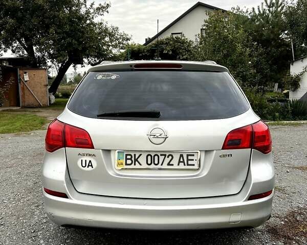 Серый Опель Астра, объемом двигателя 1.69 л и пробегом 380 тыс. км за 6999 $, фото 5 на Automoto.ua