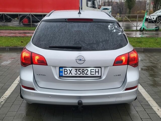 Сірий Опель Астра, об'ємом двигуна 1.7 л та пробігом 276 тис. км за 5500 $, фото 4 на Automoto.ua