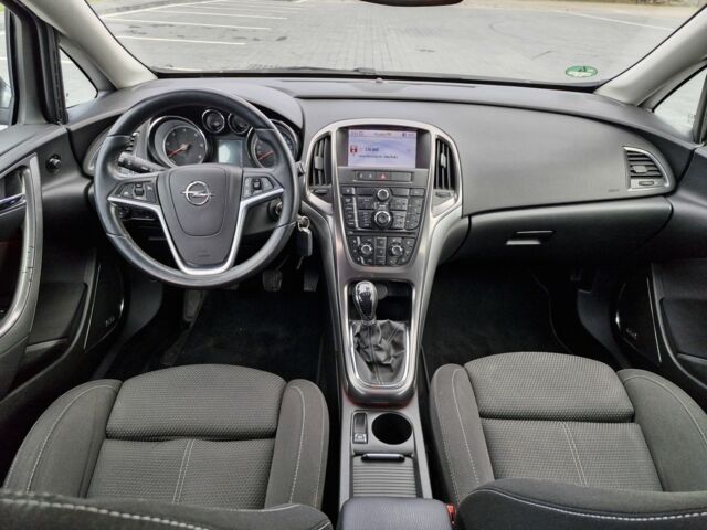 Опель Астра 2011 в Львове на Automoto.ua Серый Опель Астра, объемом двигателя 1 л и пробегом 203 тыс. км за 8499 $, фото 9 на Automoto.ua