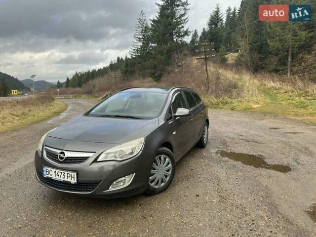 Серый Опель Астра, объемом двигателя 1.69 л и пробегом 240 тыс. км за 6200 $, фото 16 на Automoto.ua