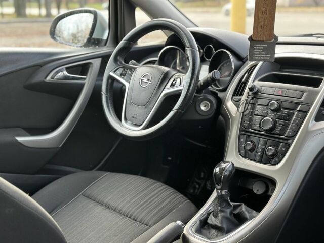 Серый Опель Астра, объемом двигателя 0 л и пробегом 123 тыс. км за 3500 $, фото 5 на Automoto.ua
