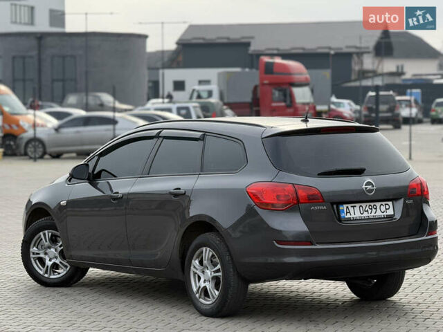 Серый Опель Астра, объемом двигателя 1.69 л и пробегом 412 тыс. км за 6500 $, фото 7 на Automoto.ua