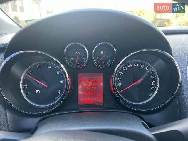 Серый Опель Астра, объемом двигателя 1.2 л и пробегом 294 тыс. км за 5900 $, фото 1 на Automoto.ua