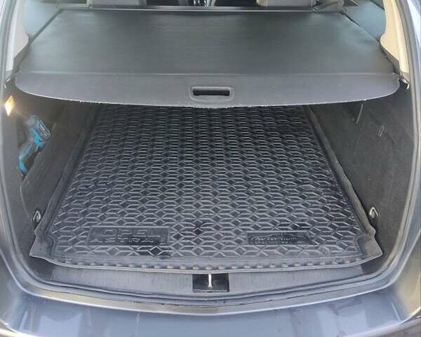 Серый Опель Астра, объемом двигателя 1.7 л и пробегом 265 тыс. км за 6499 $, фото 13 на Automoto.ua