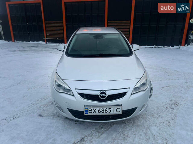 Сірий Опель Астра, об'ємом двигуна 1.69 л та пробігом 290 тис. км за 6800 $, фото 9 на Automoto.ua