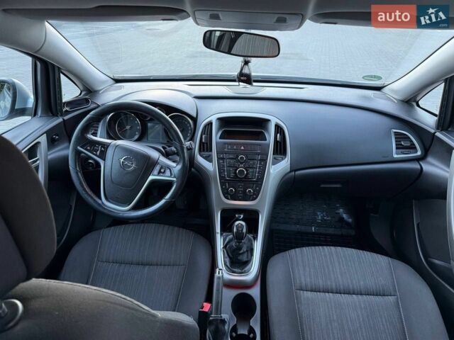 Сірий Опель Астра, об'ємом двигуна 1.25 л та пробігом 248 тис. км за 6200 $, фото 7 на Automoto.ua