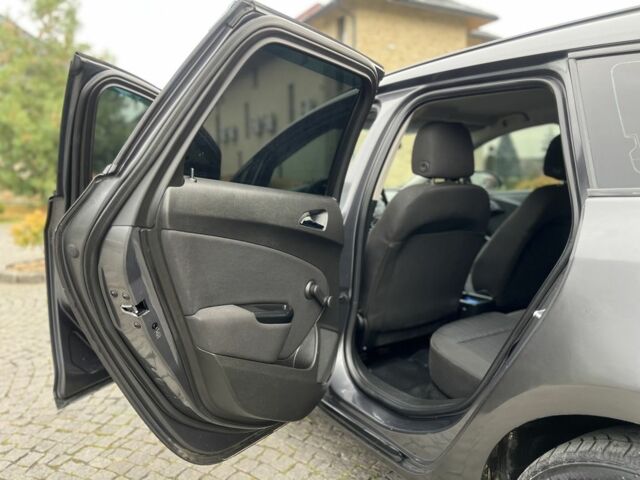 Серый Опель Астра, объемом двигателя 1.2 л и пробегом 264 тыс. км за 4750 $, фото 23 на Automoto.ua