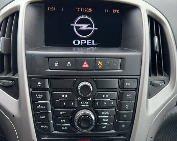 Серый Опель Астра, объемом двигателя 1.69 л и пробегом 240 тыс. км за 6200 $, фото 3 на Automoto.ua