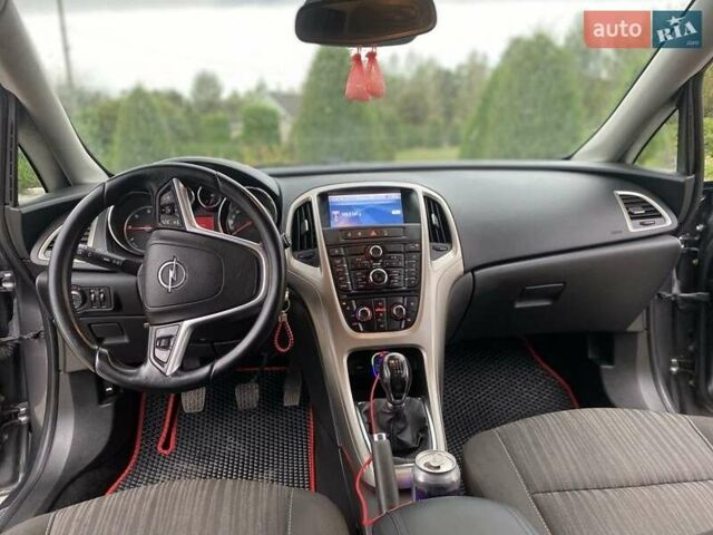 Серый Опель Астра, объемом двигателя 2 л и пробегом 320 тыс. км за 7150 $, фото 6 на Automoto.ua