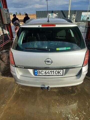 Сірий Опель Астра, об'ємом двигуна 1.7 л та пробігом 219 тис. км за 5400 $, фото 3 на Automoto.ua