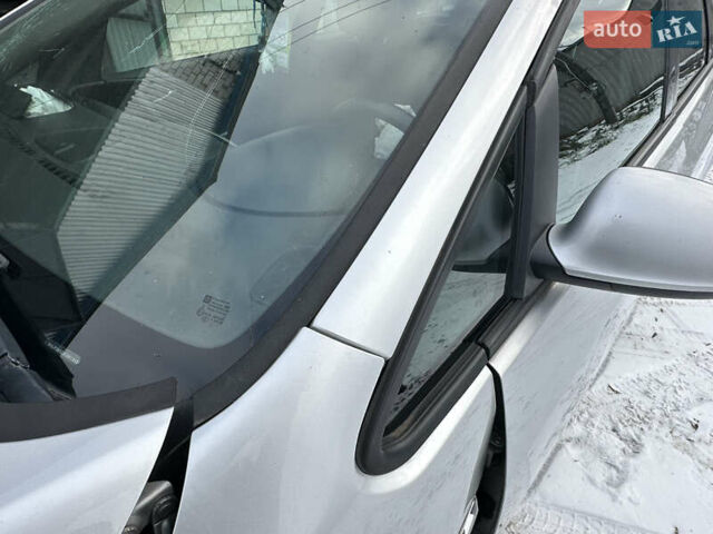 Серый Опель Астра, объемом двигателя 1.69 л и пробегом 249 тыс. км за 3350 $, фото 25 на Automoto.ua