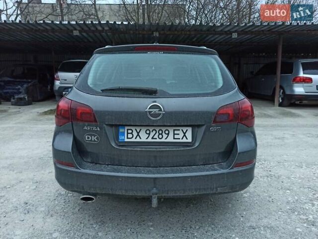 Серый Опель Астра, объемом двигателя 2 л и пробегом 285 тыс. км за 7000 $, фото 7 на Automoto.ua