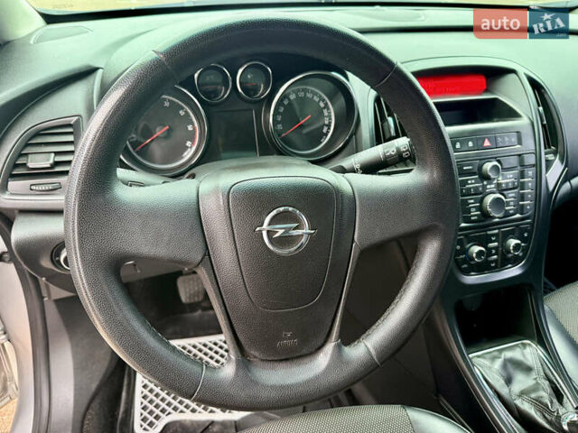 Сірий Опель Астра, об'ємом двигуна 1.3 л та пробігом 237 тис. км за 6700 $, фото 13 на Automoto.ua