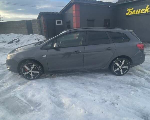 Сірий Опель Астра, об'ємом двигуна 2 л та пробігом 320 тис. км за 6750 $, фото 2 на Automoto.ua