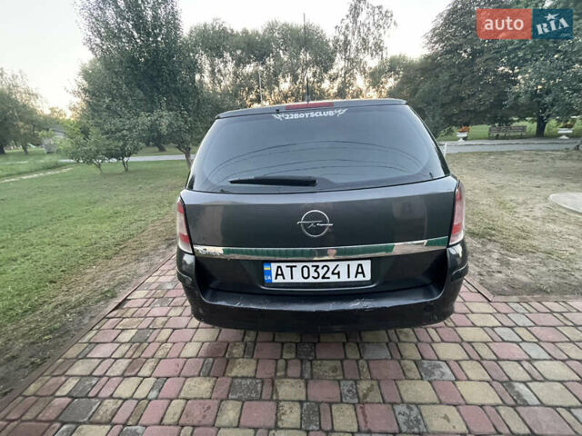 Серый Опель Астра, объемом двигателя 1.6 л и пробегом 164 тыс. км за 6500 $, фото 1 на Automoto.ua