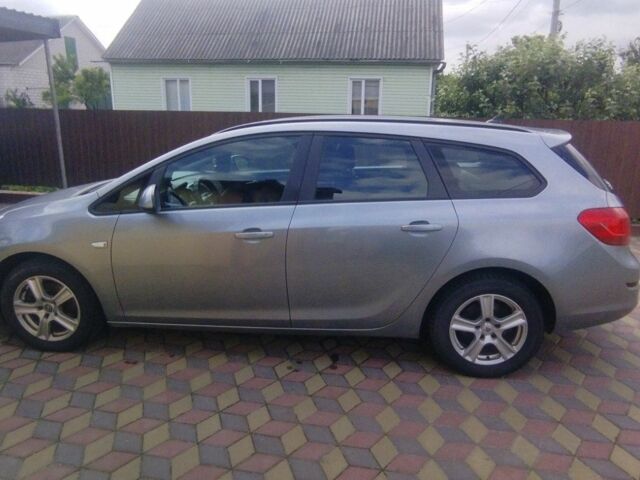 Сірий Опель Астра, об'ємом двигуна 1.7 л та пробігом 237 тис. км за 6500 $, фото 3 на Automoto.ua