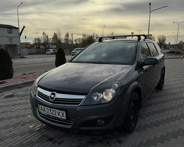Серый Опель Астра, объемом двигателя 1.6 л и пробегом 250 тыс. км за 6500 $, фото 1 на Automoto.ua