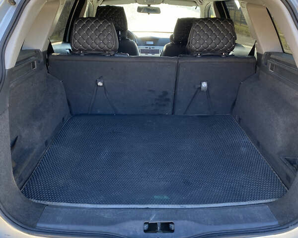 Опель Астра 2011 в Косове на Automoto.ua Серый Опель Астра, объемом двигателя 1.7 л и пробегом 290 тыс. км за 4300 $, фото 11 на Automoto.ua