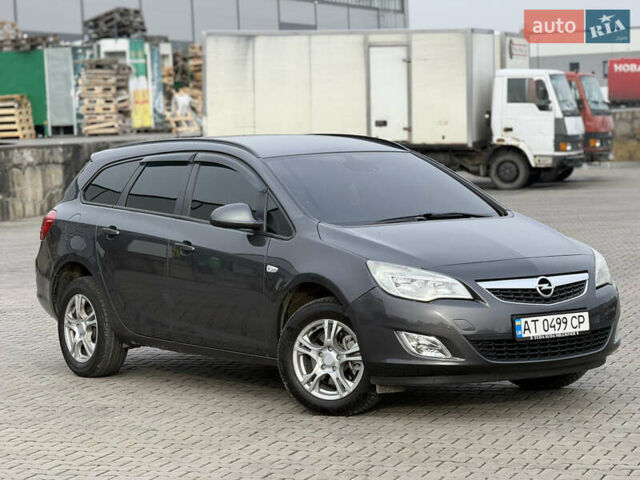 Серый Опель Астра, объемом двигателя 1.69 л и пробегом 412 тыс. км за 6500 $, фото 2 на Automoto.ua