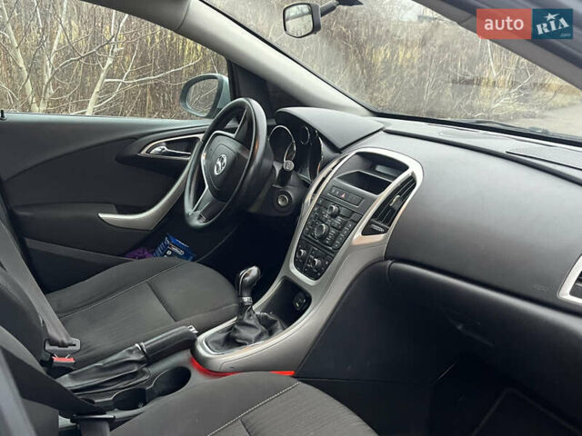 Сірий Опель Астра, об'ємом двигуна 1.96 л та пробігом 260 тис. км за 4950 $, фото 10 на Automoto.ua