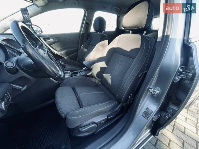 Серый Опель Астра, объемом двигателя 1.7 л и пробегом 259 тыс. км за 7700 $, фото 32 на Automoto.ua